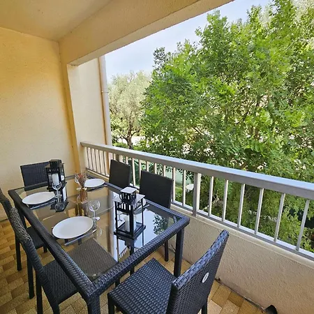 Apartamento Studio, 3 Couchages, Renove, A Proximite Des Plages,commerces...